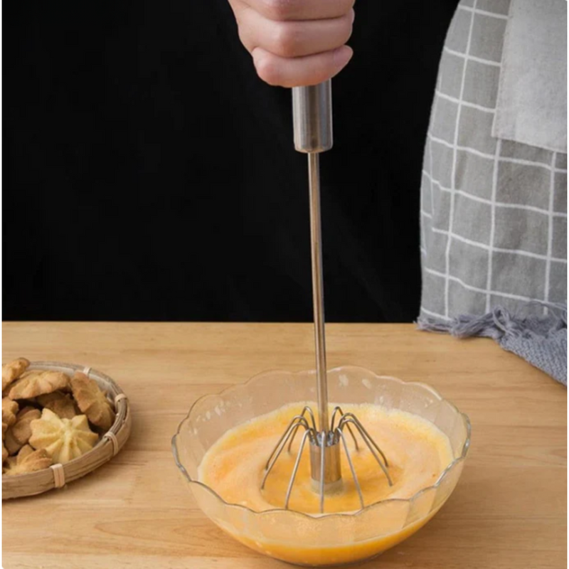 Batedor semi-automático para cozinha